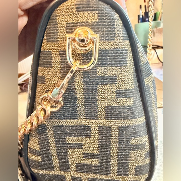 Fendi Tobacco Zucca Crossbody - Picture 4 of 10